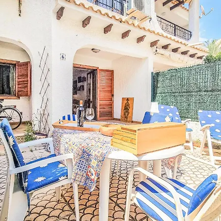 Beautiful Home In Torrevieja Casa vacanze