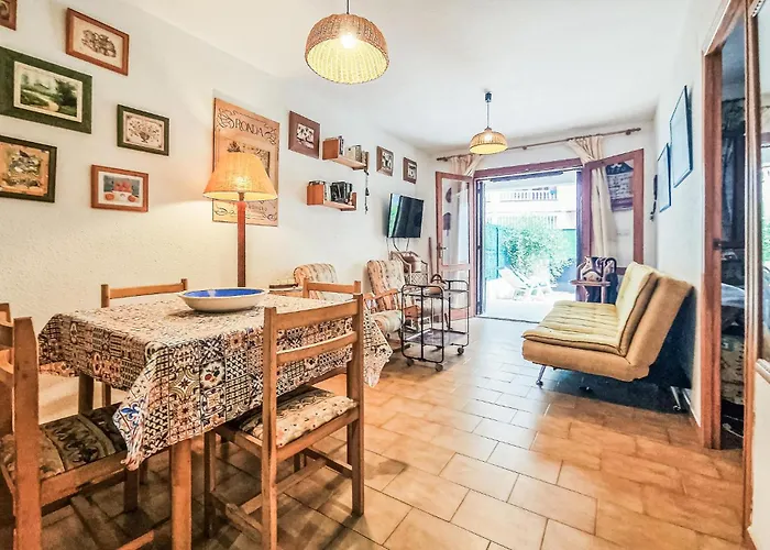 Awesome In With Kitchen بيت للعطل *