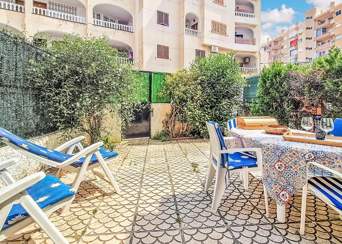 Awesome In With Kitchen * تورّيفيِخا